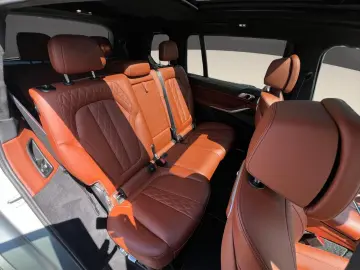 BMW X7 M60 i xD M Sport Pro PanoSky ACC