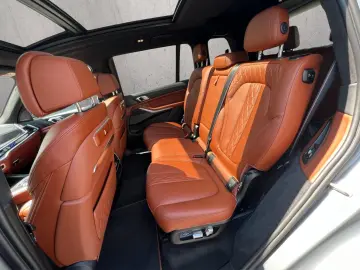 BMW X7 M60 i xD M Sport Pro PanoSky ACC