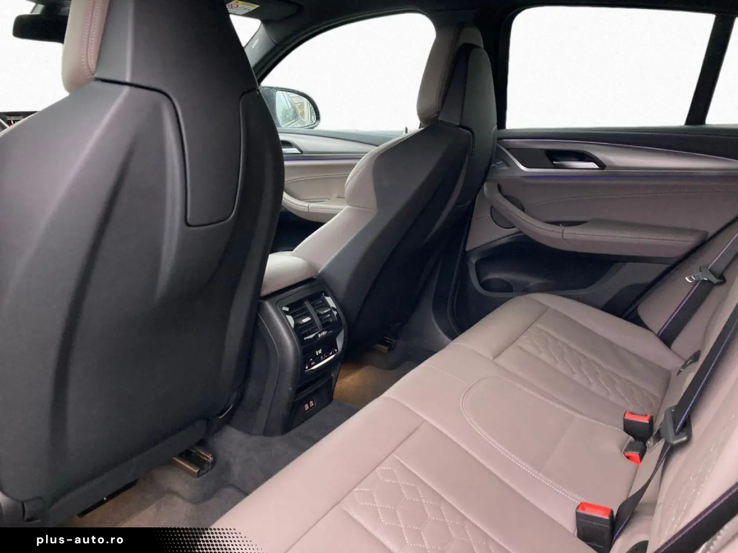 BMW X4 M Competition AHK Pano LiCoPro HUD H K CarPl