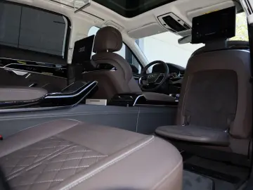 AUDI A8L 60 TFSI V8 lang exclusive RUHESITZ  AKTIV-FW