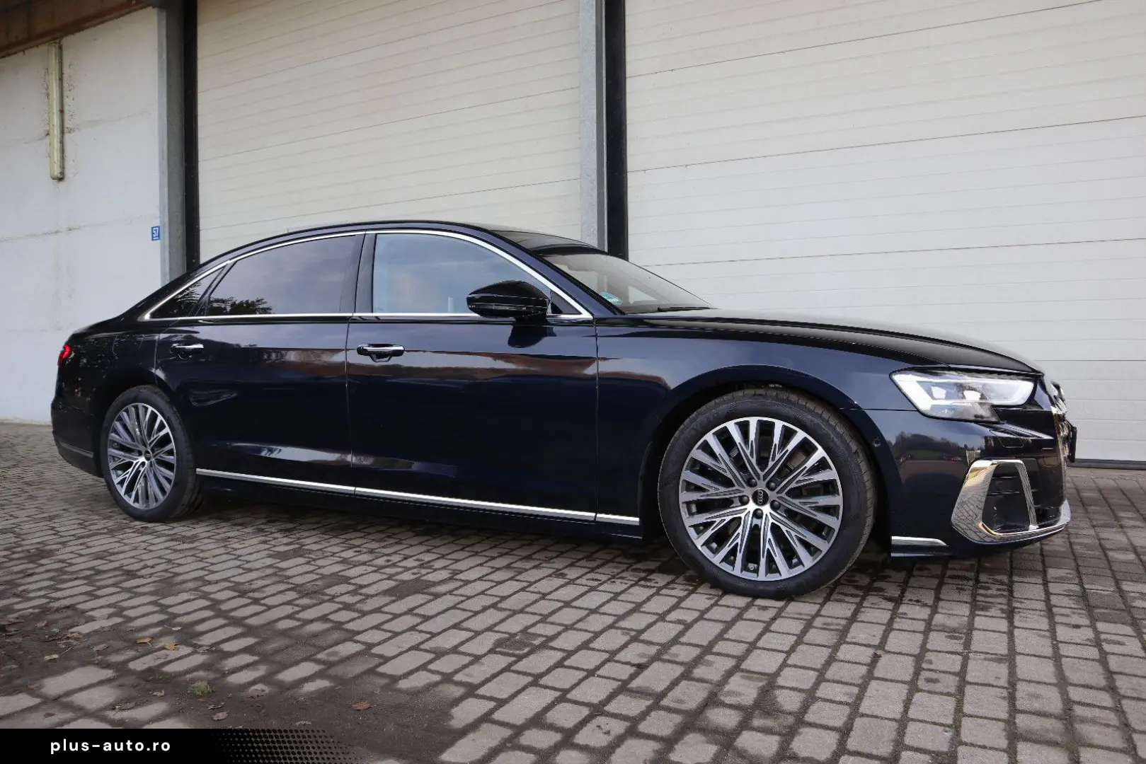AUDI A8L 60 TFSI V8 lang exclusive RUHESITZ  AKTIV-FW