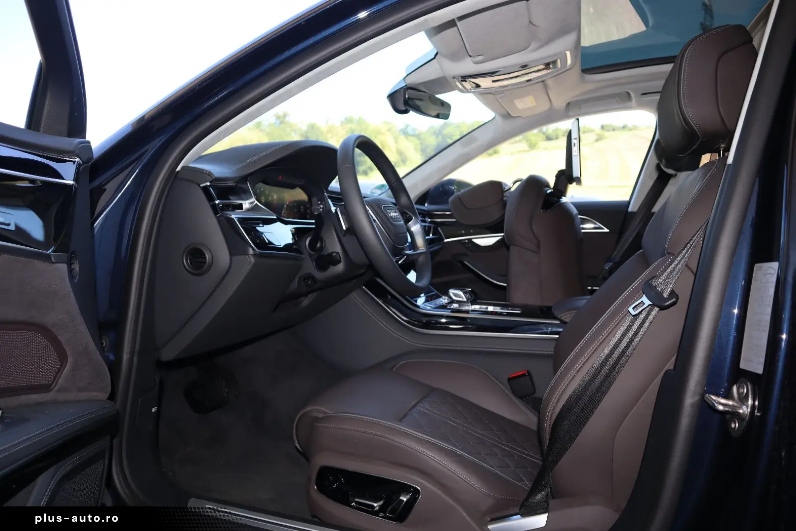 AUDI A8L 60 TFSI V8 lang exclusive RUHESITZ  AKTIV-FW