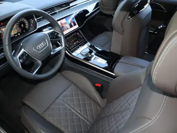 AUDI A8L 60 TFSI V8 lang exclusive RUHESITZ  AKTIV-FW