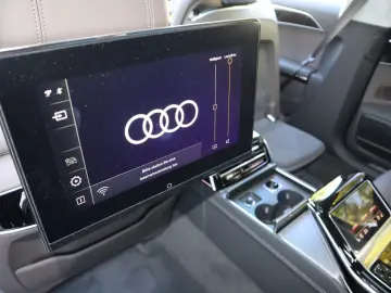 AUDI A8L 60 TFSI V8 lang exclusive RUHESITZ  AKTIV-FW