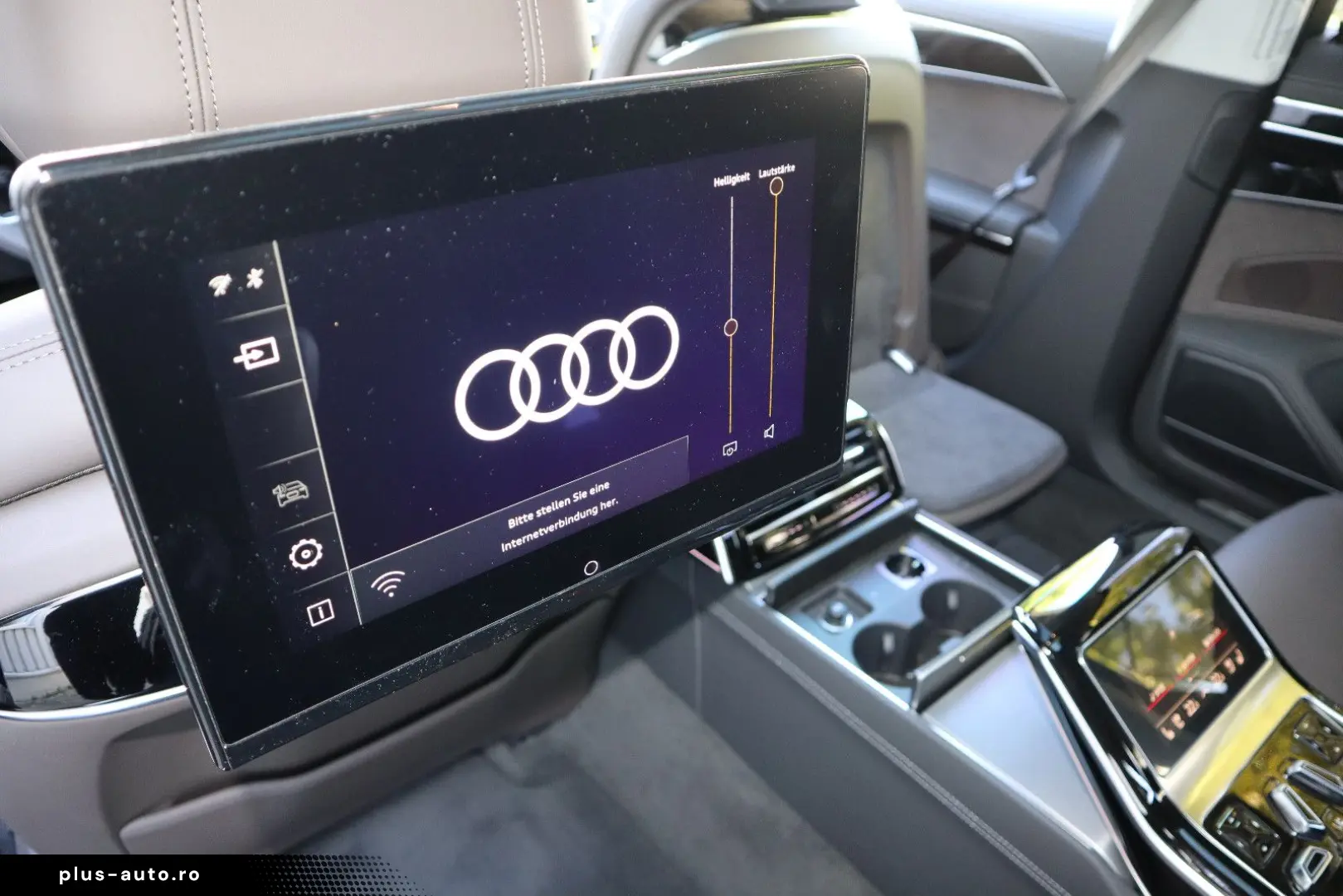 AUDI A8L 60 TFSI V8 lang exclusive RUHESITZ  AKTIV-FW