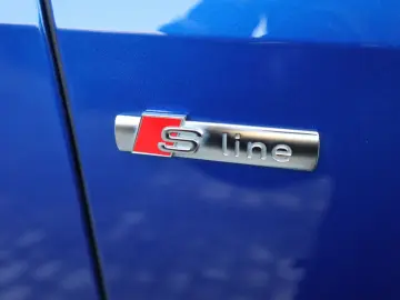 AUDI A8L 60 TFSI V8 lang exclusive S-Line UPE 207.305