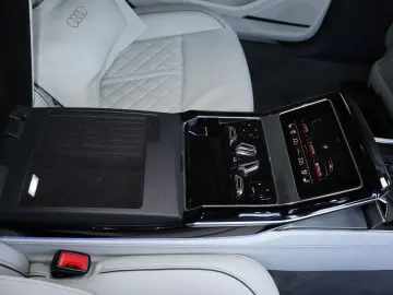 AUDI A8L 60 TFSI V8 lang exclusive S-Line UPE 207.305