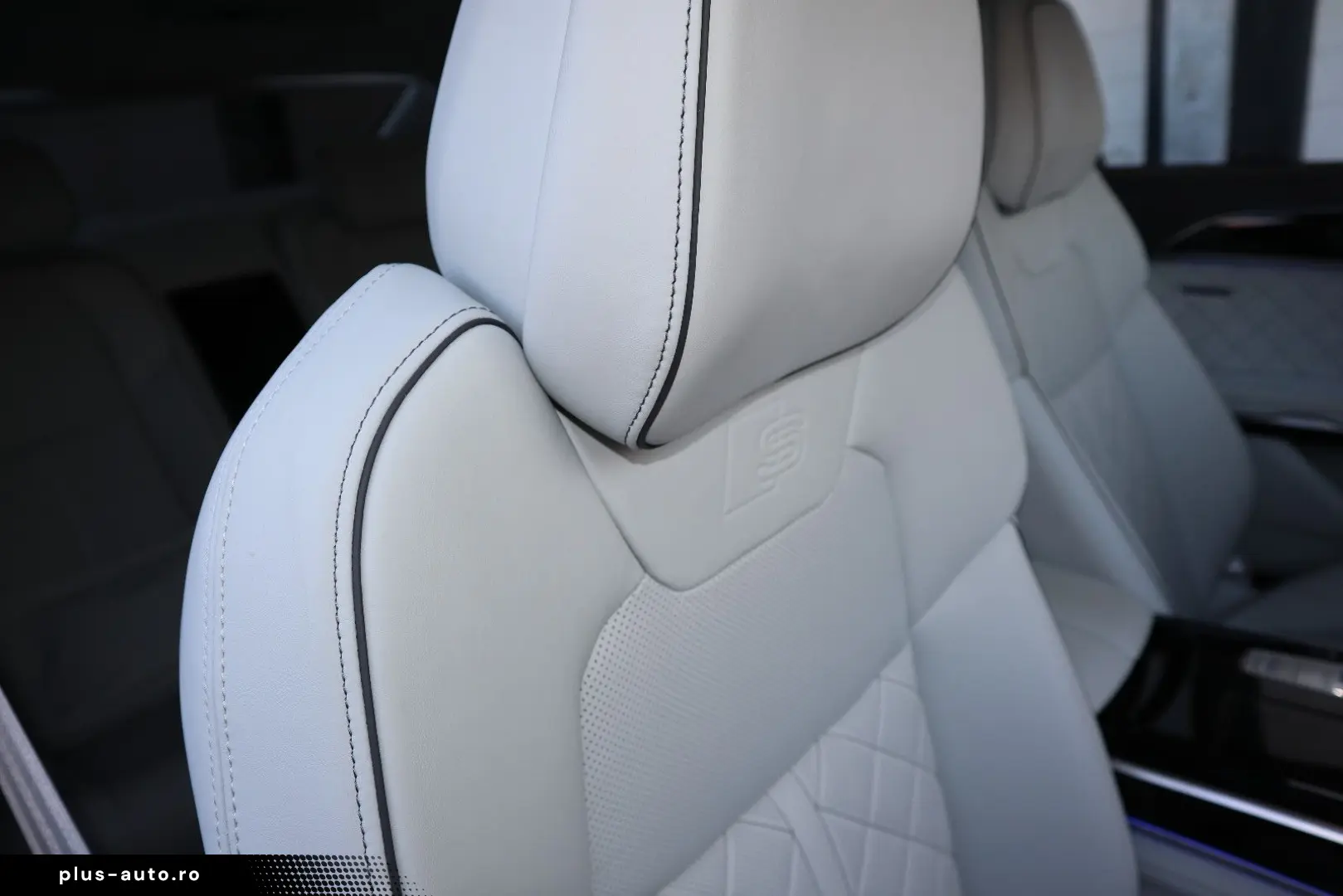 AUDI A8L 60 TFSI V8 lang exclusive S-Line UPE 207.305
