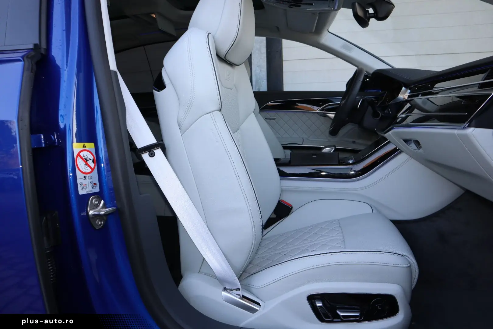 AUDI A8L 60 TFSI V8 lang exclusive S-Line UPE 207.305