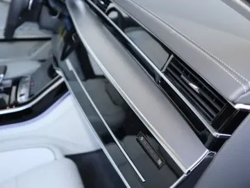 AUDI A8L 60 TFSI V8 lang exclusive S-Line UPE 207.305