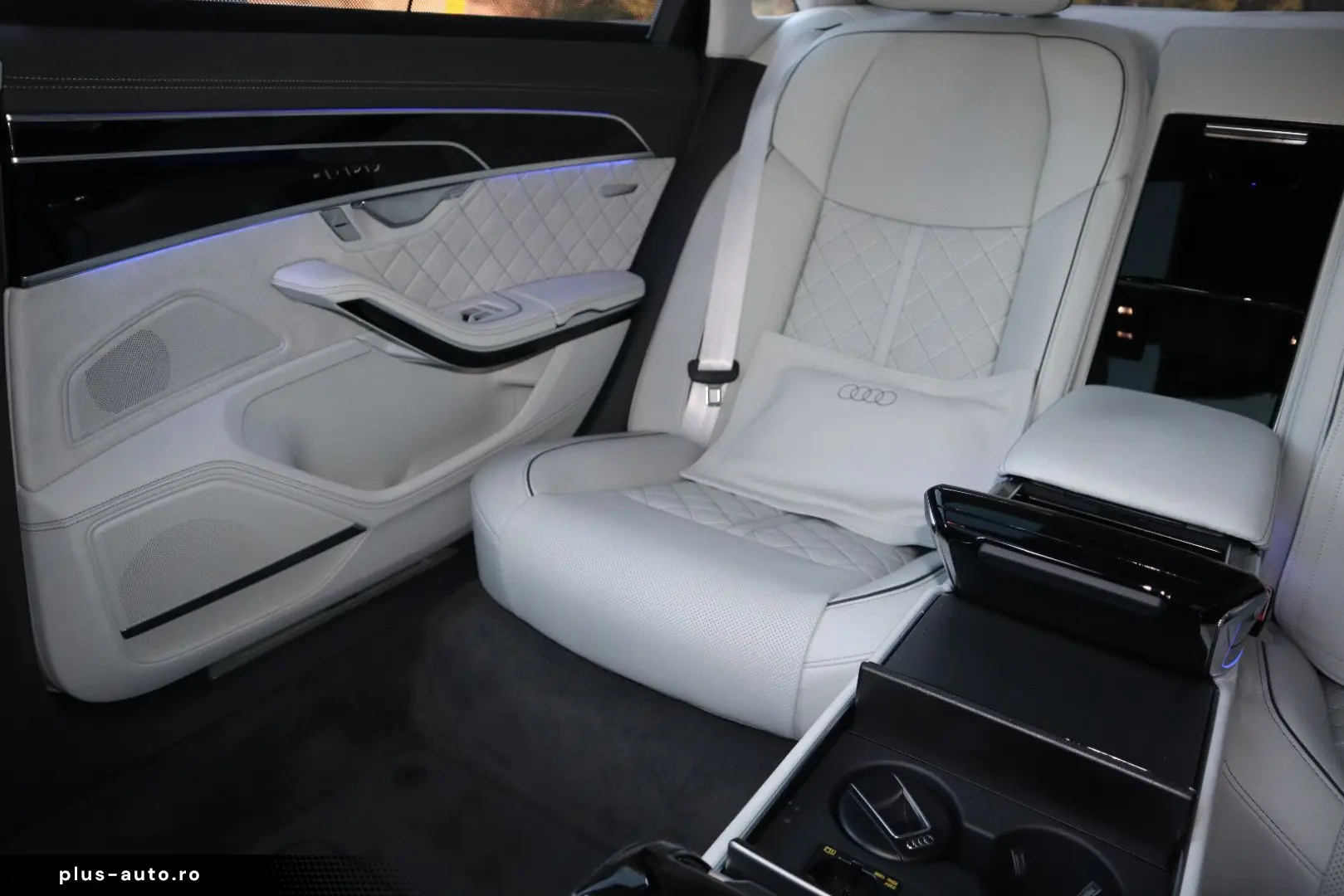 AUDI A8L 60 TFSI V8 lang exclusive S-Line UPE 207.305