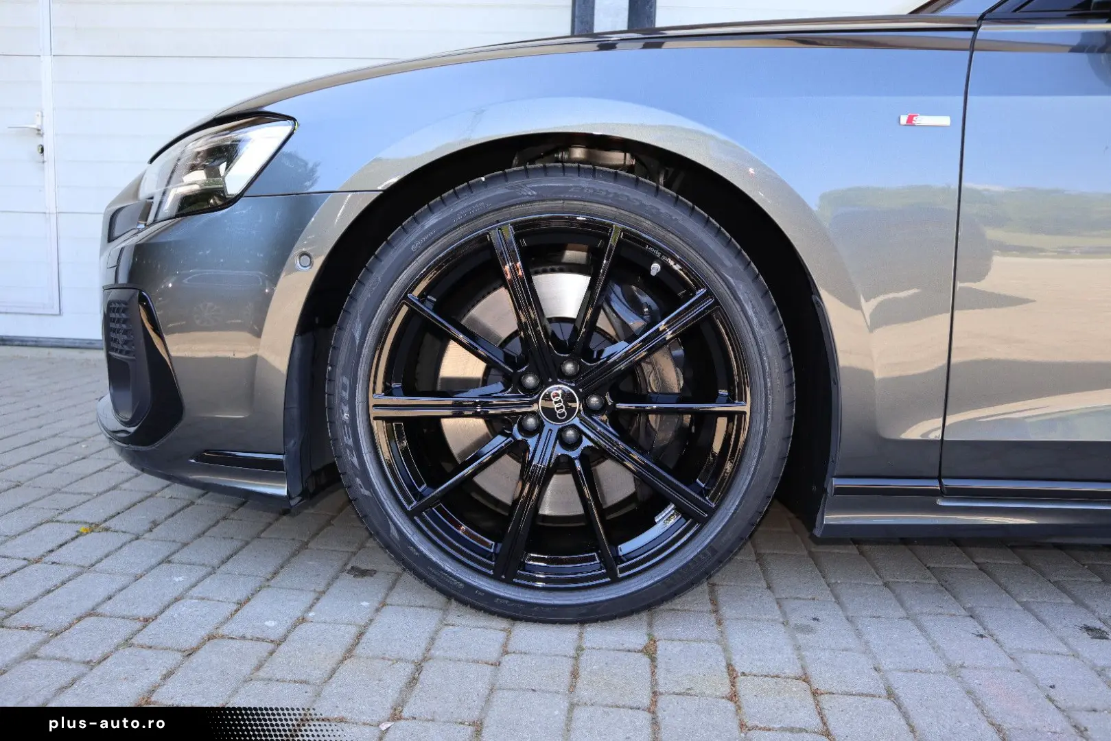 AUDI A8 60 TFSI V8 quattro exclusive BLACK-P VOLLEDER