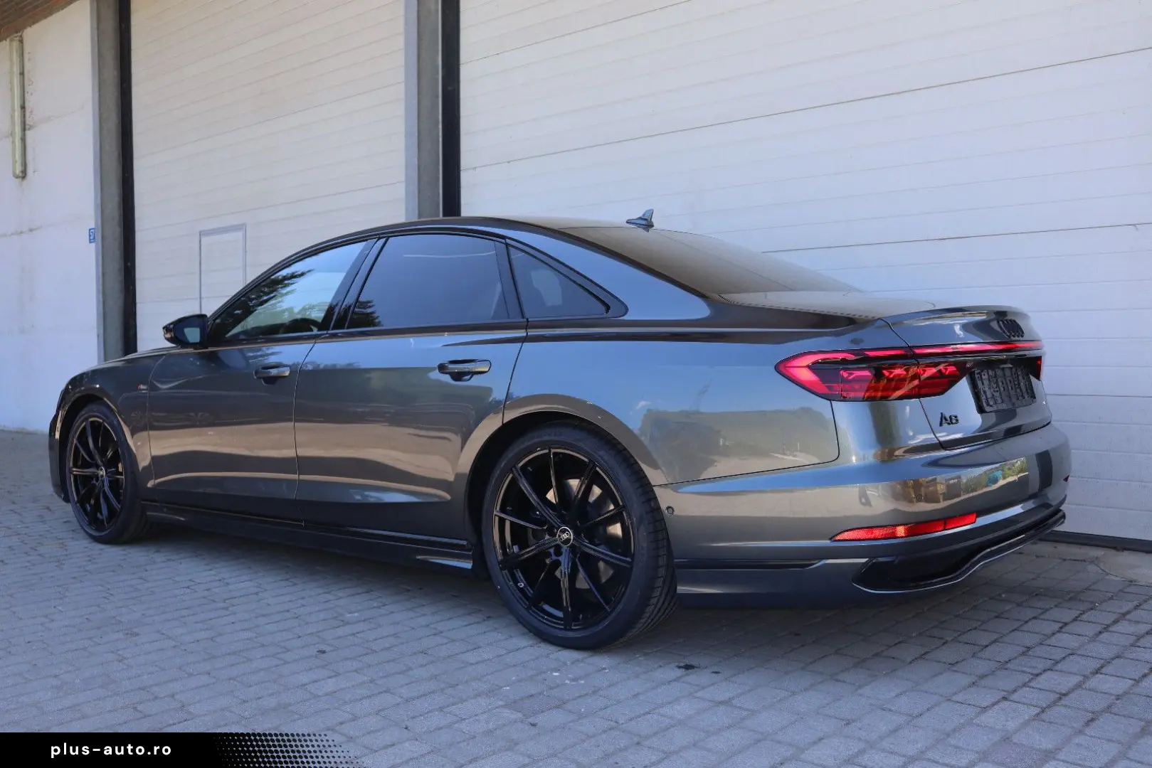 AUDI A8 60 TFSI V8 quattro exclusive BLACK-P VOLLEDER