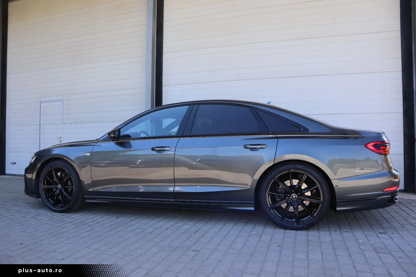 AUDI A8 60 TFSI V8 quattro exclusive BLACK-P VOLLEDER