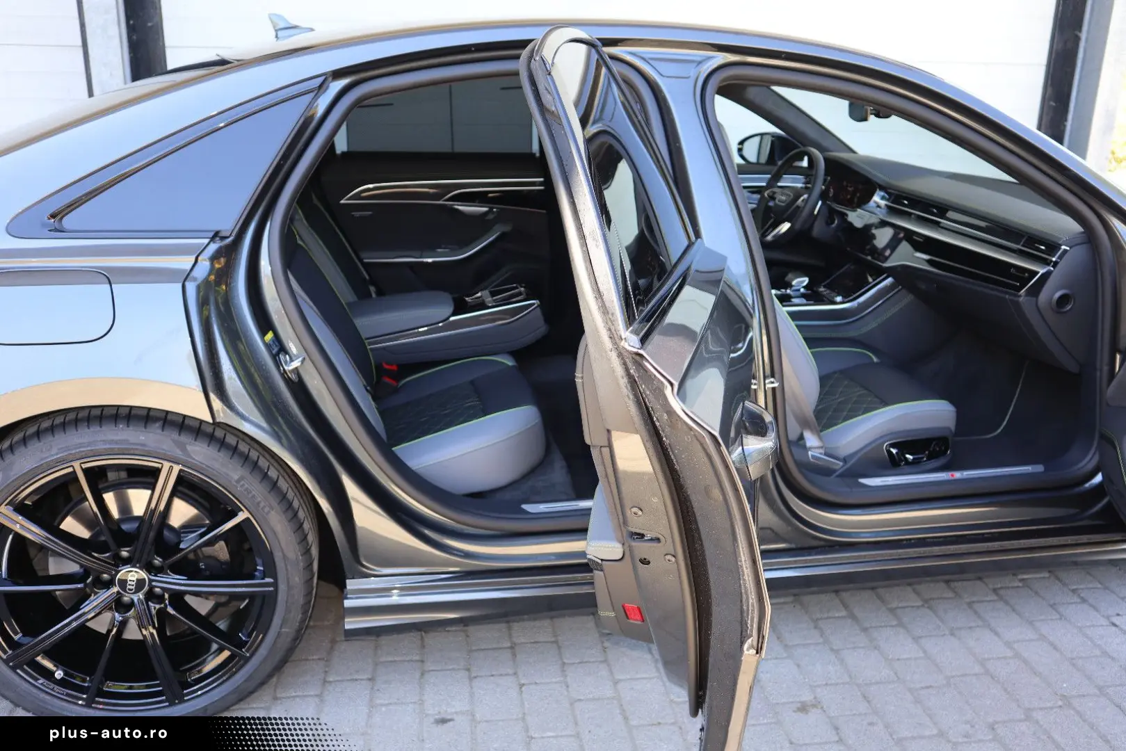 AUDI A8 60 TFSI V8 quattro exclusive BLACK-P VOLLEDER