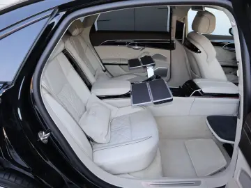 AUDI A8L 60 TFSI V8 lang EINZELSTÜCK   UPE 215.170 -