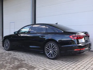AUDI A8L 50TDI lang S-LINE BLACK-PAKET SCHWARZ-COGNAC