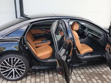 AUDI A8L 50TDI lang S-LINE BLACK-PAKET SCHWARZ-COGNAC