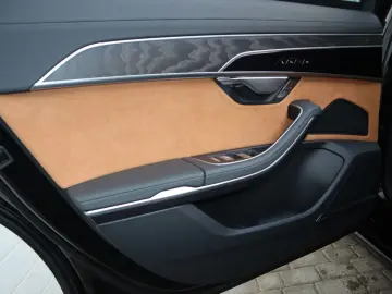 AUDI A8L 50TDI lang S-LINE BLACK-PAKET SCHWARZ-COGNAC