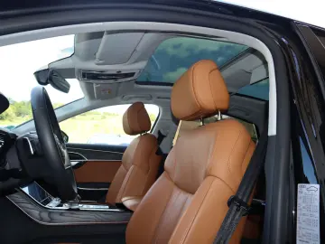 AUDI A8L 50TDI lang S-LINE BLACK-PAKET SCHWARZ-COGNAC