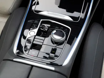 BMW X7 M60i EX.DRIVE PRO.SOFTCL.LUFTF.360