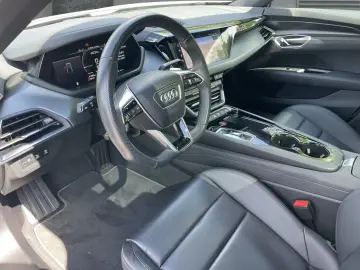 AUDI e-tron GT quattro Navi Pano 360 Grad Kamera Appl
