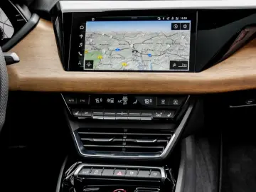 AUDI e-tron GT quattro LED NAVI PANO