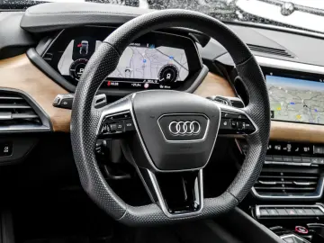 AUDI e-tron GT quattro LED NAVI PANO