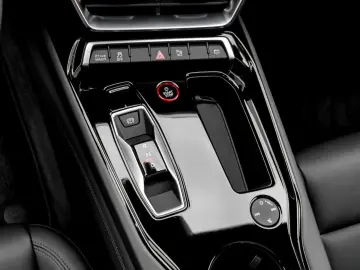 AUDI e-tron GT quattro LED NAVI PANO