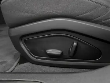 AUDI e-tron GT quattro LED NAVI PANO
