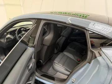 AUDI e-tron GT  quattro Leder LED Kamera