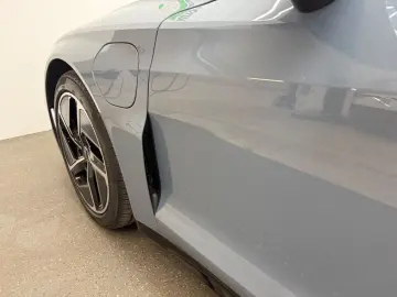 AUDI e-tron GT  quattro Leder LED Kamera