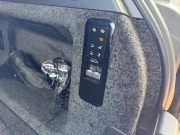 LAND ROVER Range Rover P460e Hybrid Autobiography SV COLOR