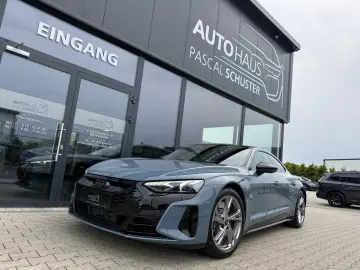 AUDI e-tron GT quattro PANO LUFT MATRIX KAMERA SOUND