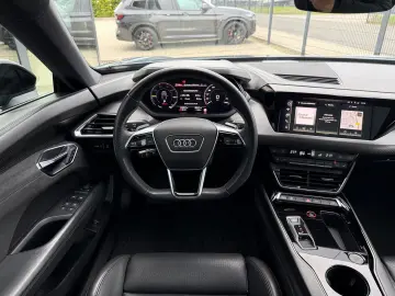 AUDI e-tron GT quattro PANO LUFT MATRIX KAMERA SOUND
