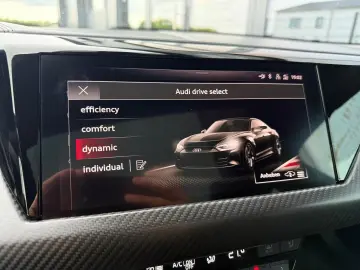 AUDI e-tron GT quattro PANO LUFT MATRIX KAMERA SOUND