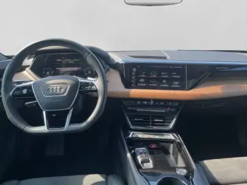AUDI e-tron GT Q B&O LM21