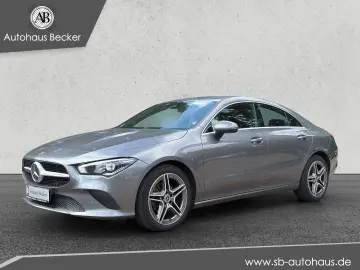MERCEDES-BENZ CLA 200 Progressive