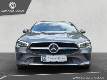 MERCEDES-BENZ CLA 200 Progressive