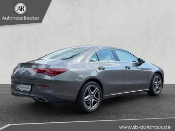 MERCEDES-BENZ CLA 200 Progressive