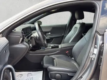 MERCEDES-BENZ CLA 200 Progressive