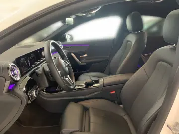 MERCEDES-BENZ CLA 200 4M Coupe
