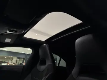 MERCEDES-BENZ CLA 200 AMG-Line