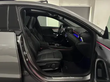 MERCEDES-BENZ CLA 200 AMG-Line