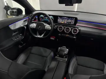 MERCEDES-BENZ CLA 200 AMG-Line