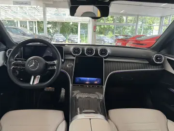 MERCEDES-BENZ C 300 d 4M AMG-LiNE PANO DiSTRO 360  HuD
