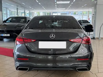 MERCEDES-BENZ C 300 d 4M AMG-LiNE PANO DiSTRO 360  HuD