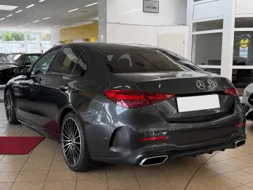 MERCEDES-BENZ C 300 d 4M AMG-LiNE PANO DiSTRO 360  HuD