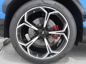 LAMBORGHINI Urus 4.0 V8 Autom.