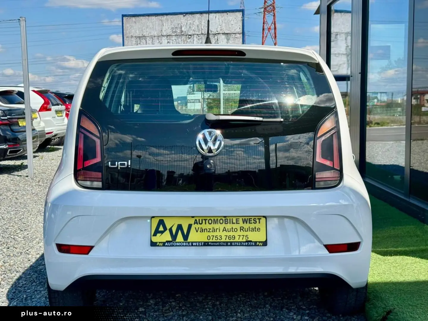 Volkswagen Up